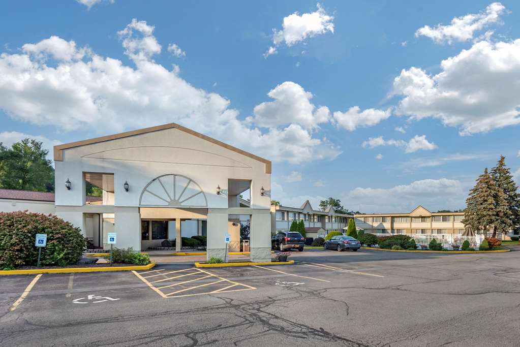 Quality Inn & Suites Vestal Binghamton near University - featured photo