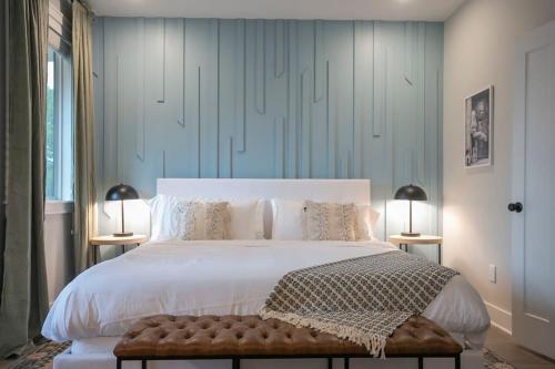 3 King Beds in Hip East Nash Home 1 Mile to DWNTN — 4-Star Luxury Hotel in Nashville, United States