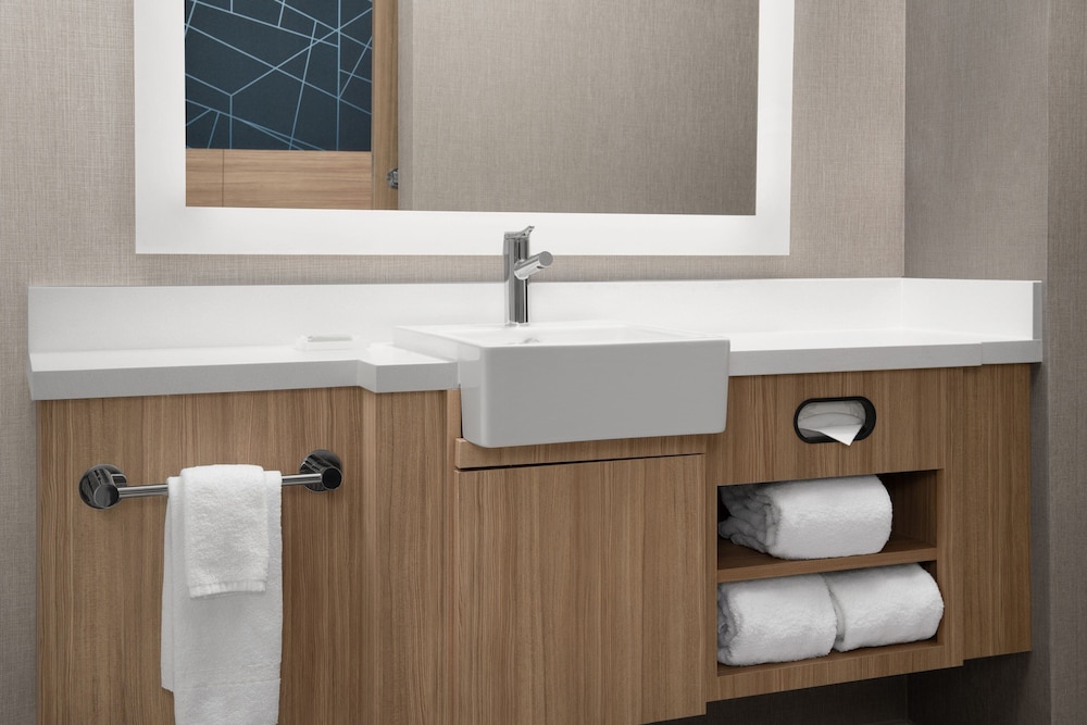 Springhill Suites By Marriott Fayetteville I 95 - photo 20