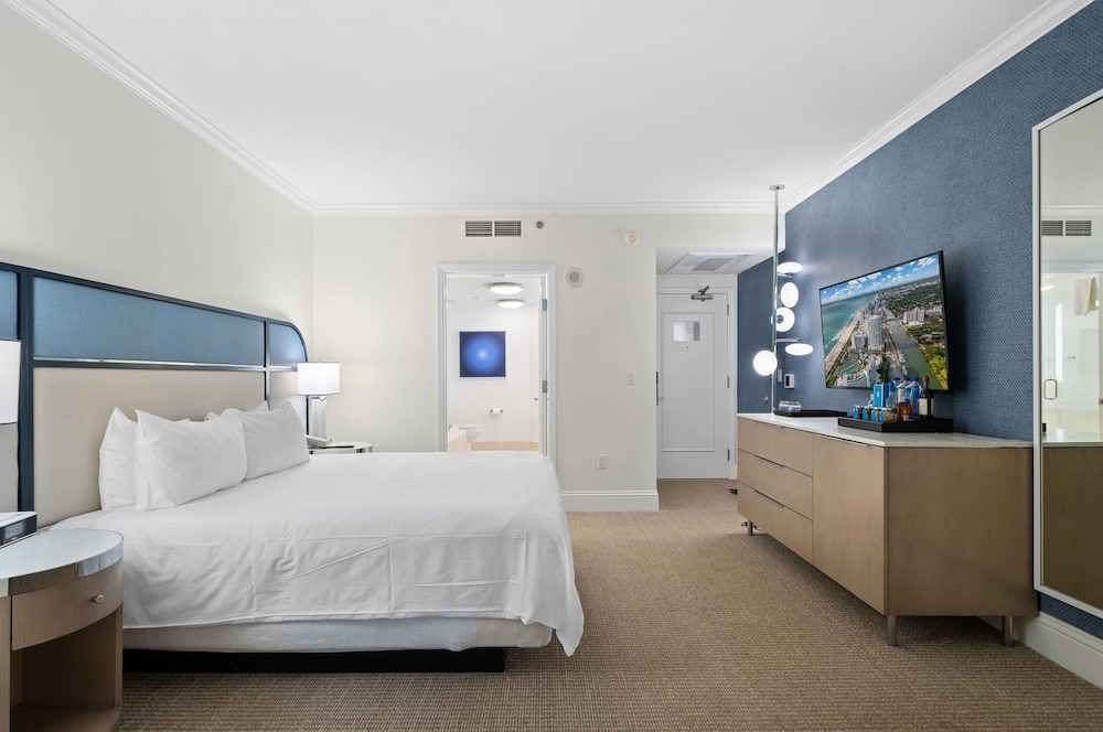 Fontainebleau Miami Beach Private Luxury Suites - photo 77