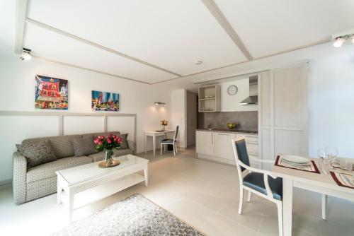 Chiemsee Suiten — 4-Star Luxury Hotel in Ubersee, Germany