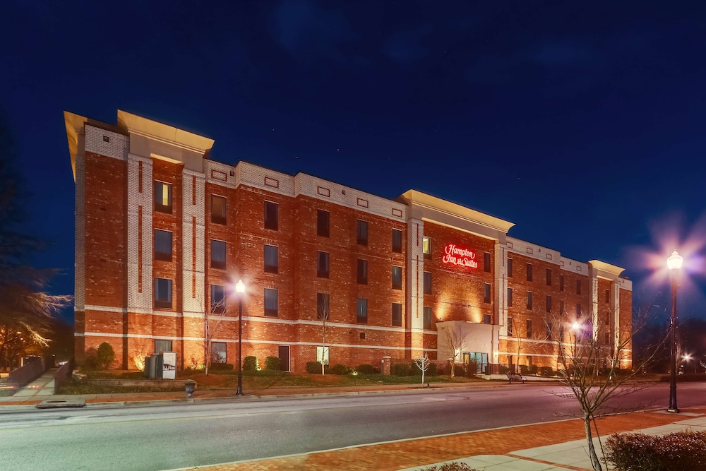 Hampton Inn & Suites Hartsville - photo 51