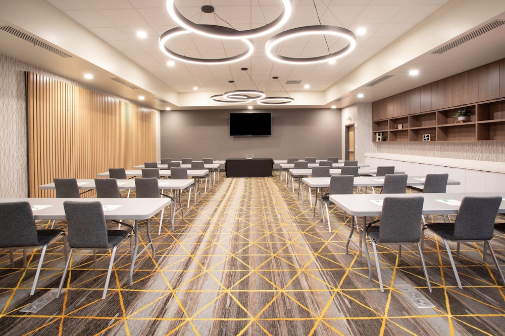 Holiday Inn Glendale Stadium & Ent Dist by IHG - photo 49