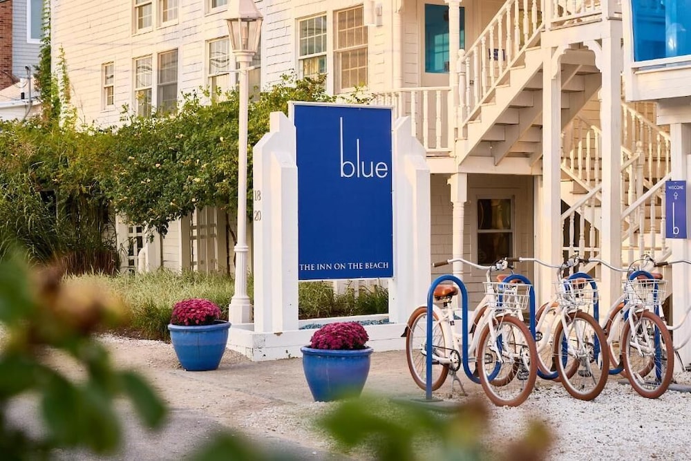 Blue Inn on The Beach - photo 24