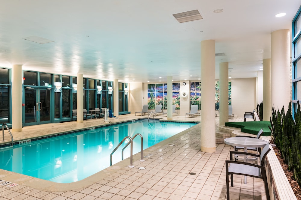 Embassy Suites by Hilton Parsippany - photo 29