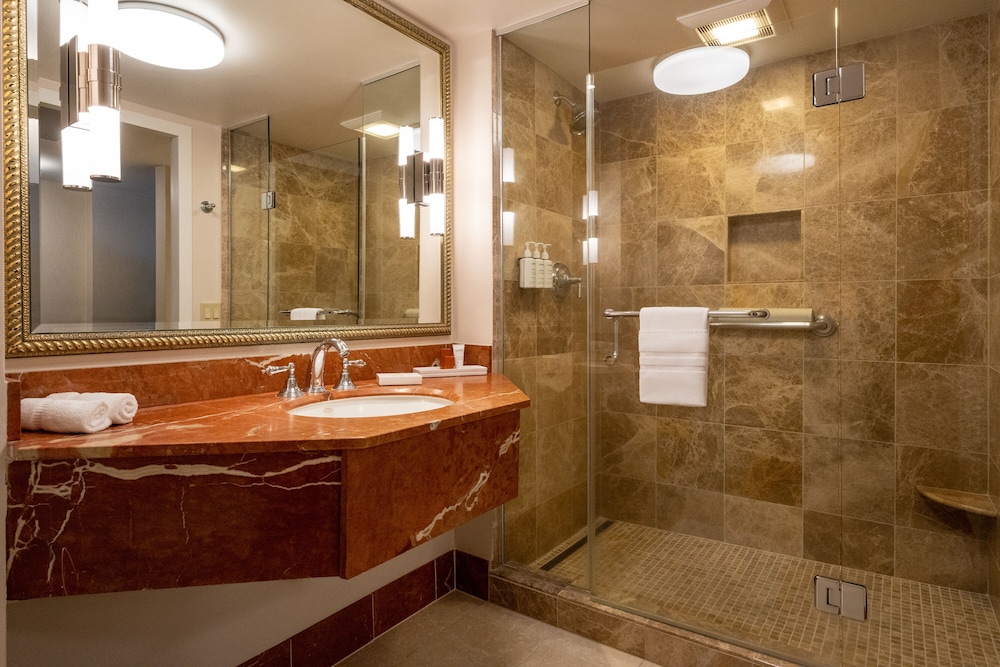 Monterey Plaza Hotel & Spa - photo 48