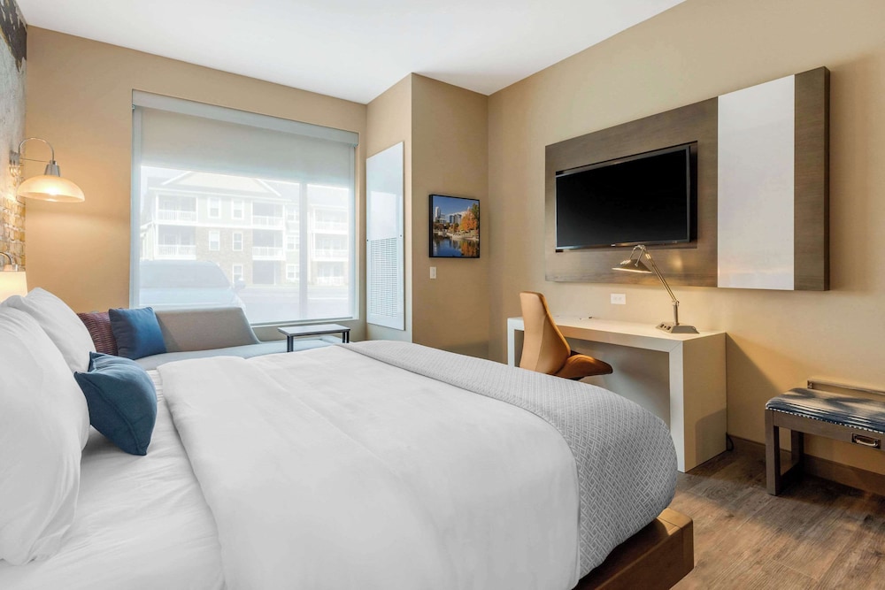 Cambria Hotel Fort Mill - photo 14