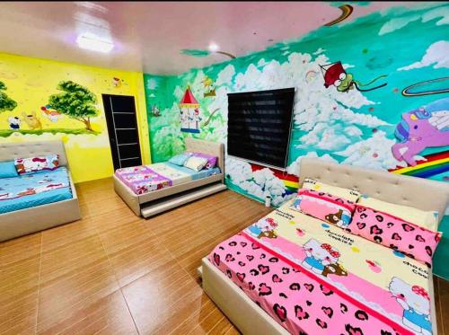 Laguna Hot Spring Home Oharas Resort Sleeps 27 in Los Banos, Philippines