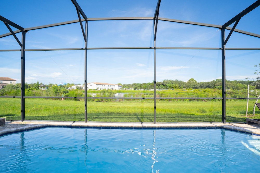 Balmoral Resort 169cc 3 Bedroom Home by RedAwning - photo 21