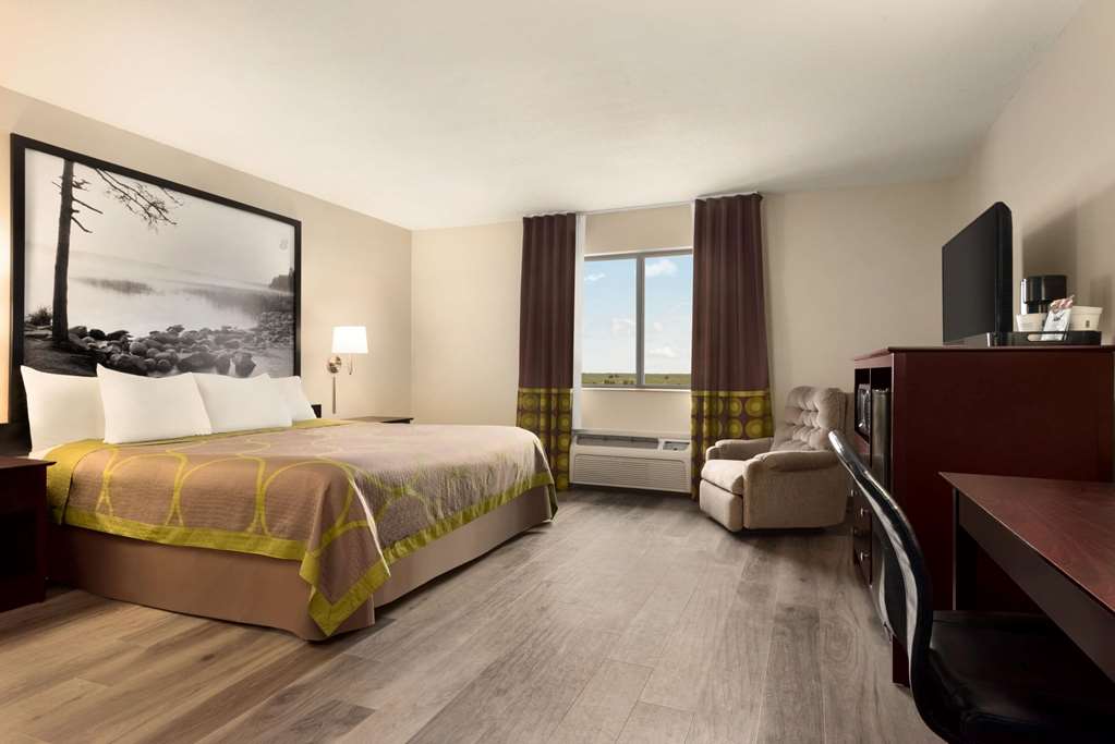 Super 8 by Wyndham Bethany MO - photo 25
