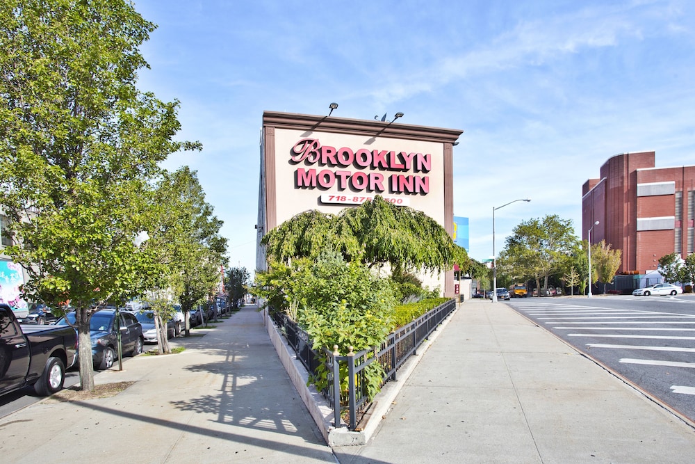 Brooklyn Motor Inn - photo 17