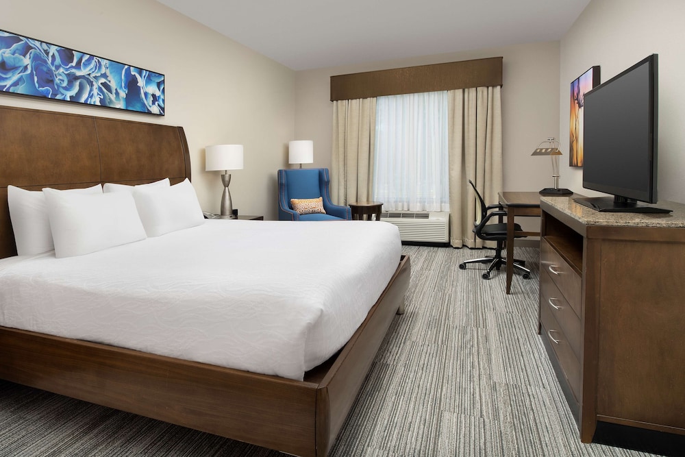 Hilton Garden Inn Charlotte Airport - photo 13