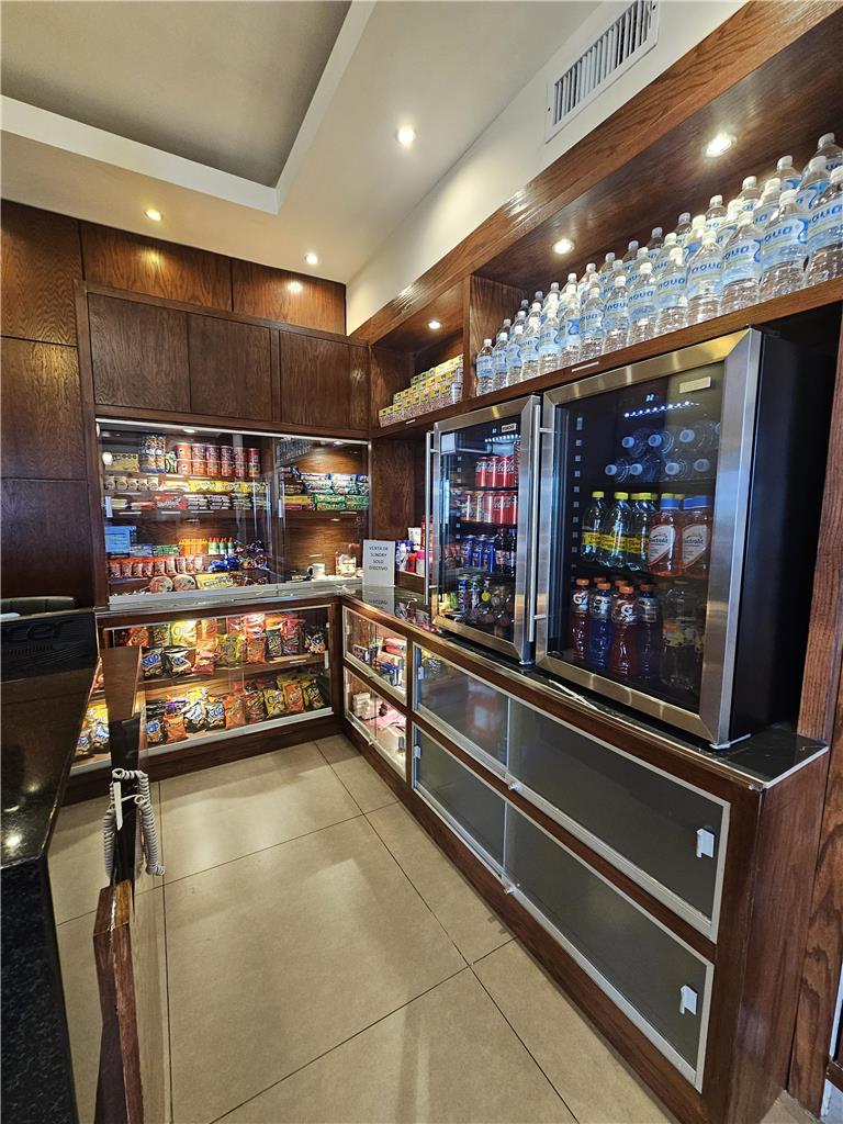We will be delighted to welcome you for an authentic and pleasant stay!