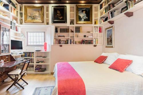 Dimora storica vicino a Ponte Vecchio e Uffizi — 4-Star Luxury Hotel in Florence, Italy