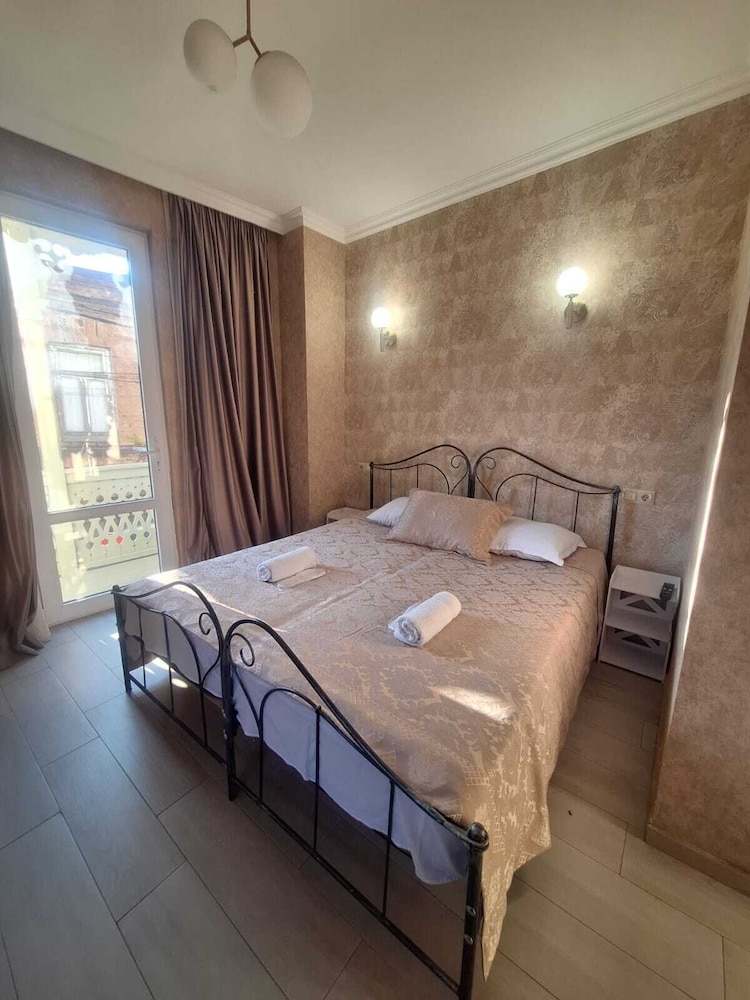Crystall Hotel Tbilisi - last minute hotel in Tbilisi