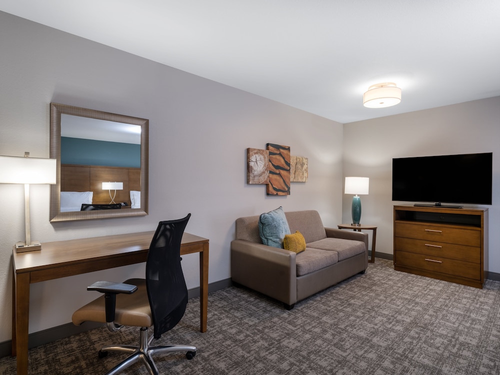 Staybridge Suites Sioux City Southeast by IHG - photo 23