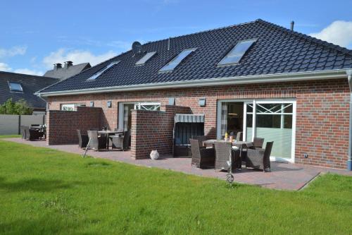 Deichidylle I — 4-Star Luxury Hotel in Norddeich, Germany