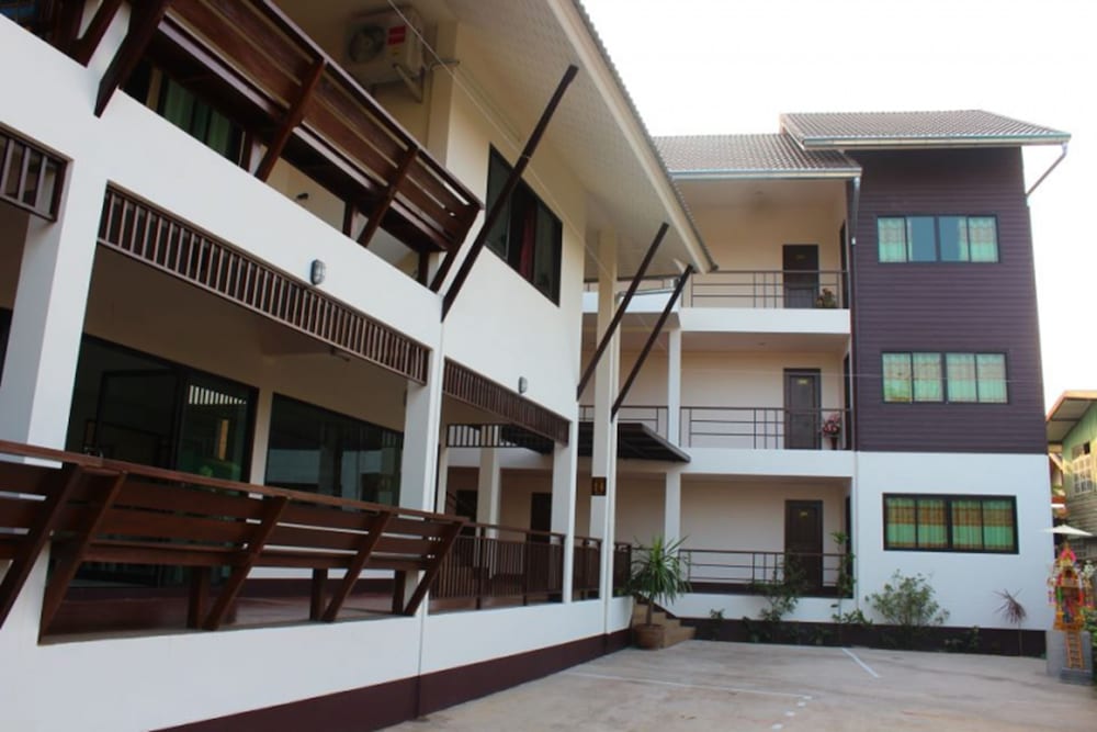 Baan Nai Wiang - last minute hotel in Nan