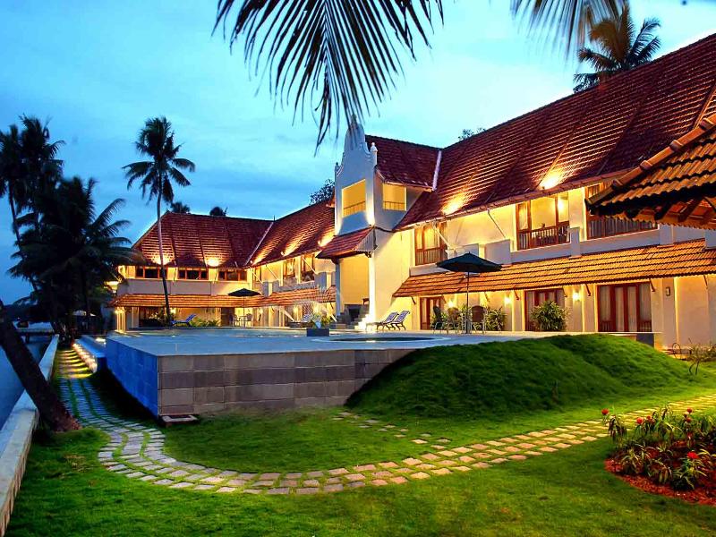 Lemon Tree Vembanad Lake Resort Kerala - carbon neutral hotel in Cherthala
