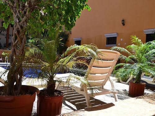 Fullmoon Hotel - carbon neutral hotel in Granada