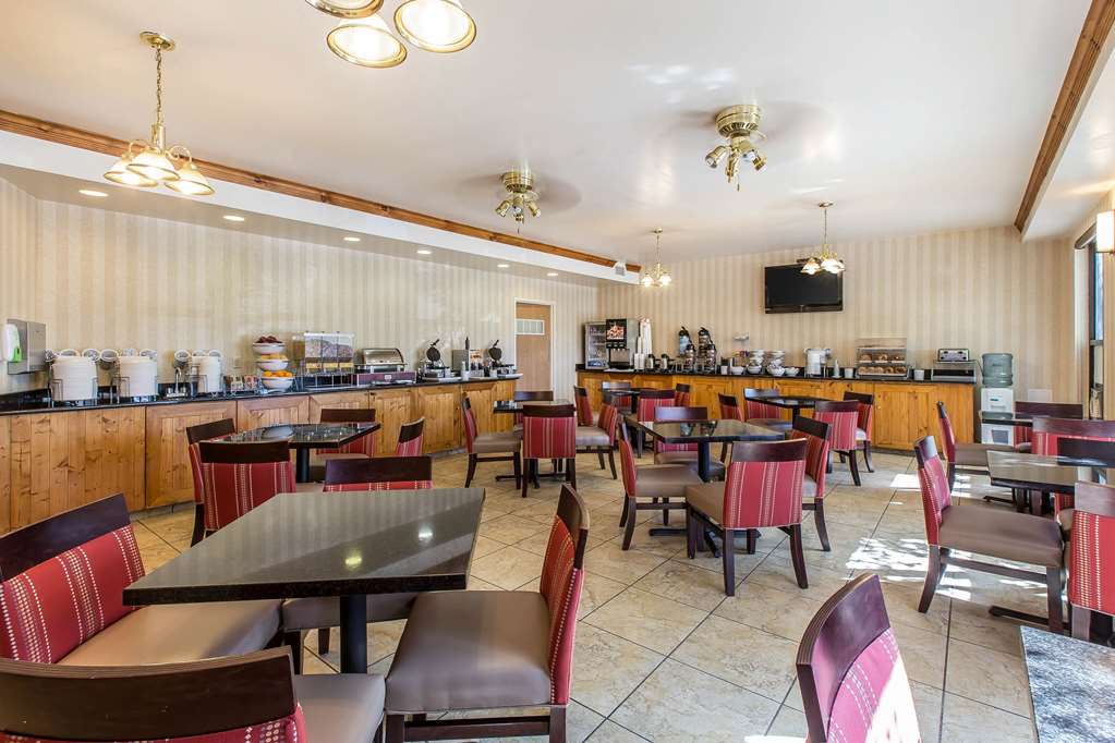 Comfort Suites Summit County - photo 25