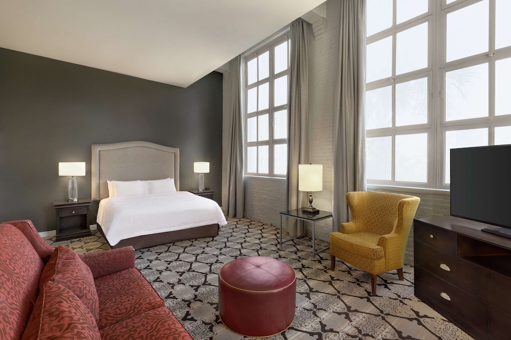 Hampton Inn and Suites New Orleans Convention Center - photo 46