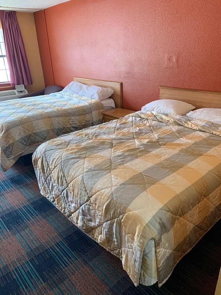 Luxury Inn & Suites Forrest City - photo 6
