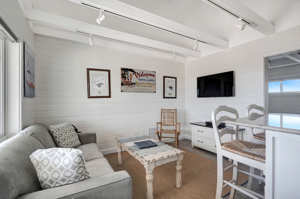 Driftwood Resort - photo 79