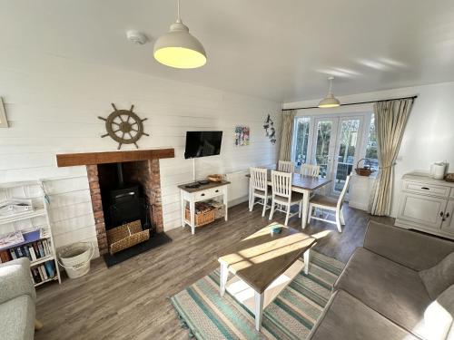 Wren Cottage Part of the The Bay Filey Holiday Village with pool gym and direct beach access pub restaurant tennis and meadows walks