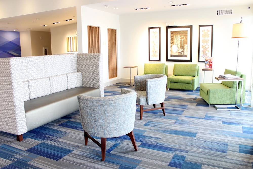 Holiday Inn Express & Suites Moses Lake by IHG - photo 42