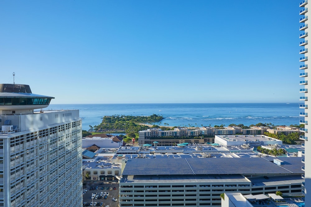 Renaissance Honolulu Hotel & Spa - photo 32