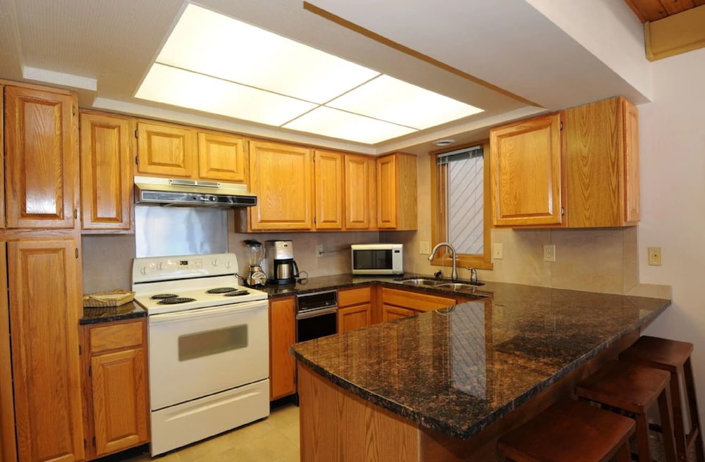 Vacation Rentals at Big Sky Resort - photo 16