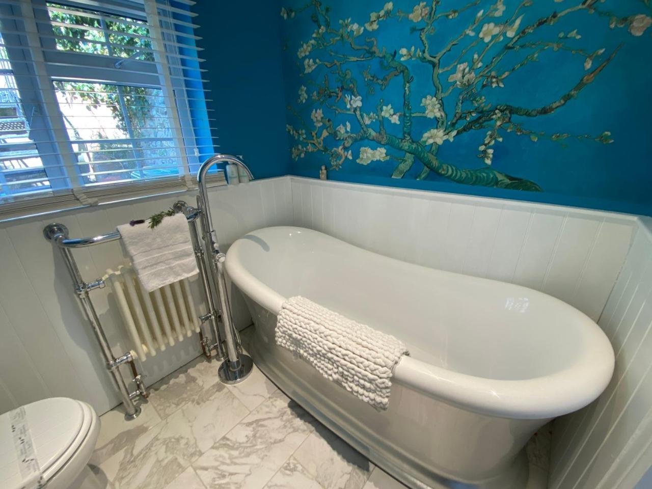 Aurora Tor in Glastonbury, United Kingdom