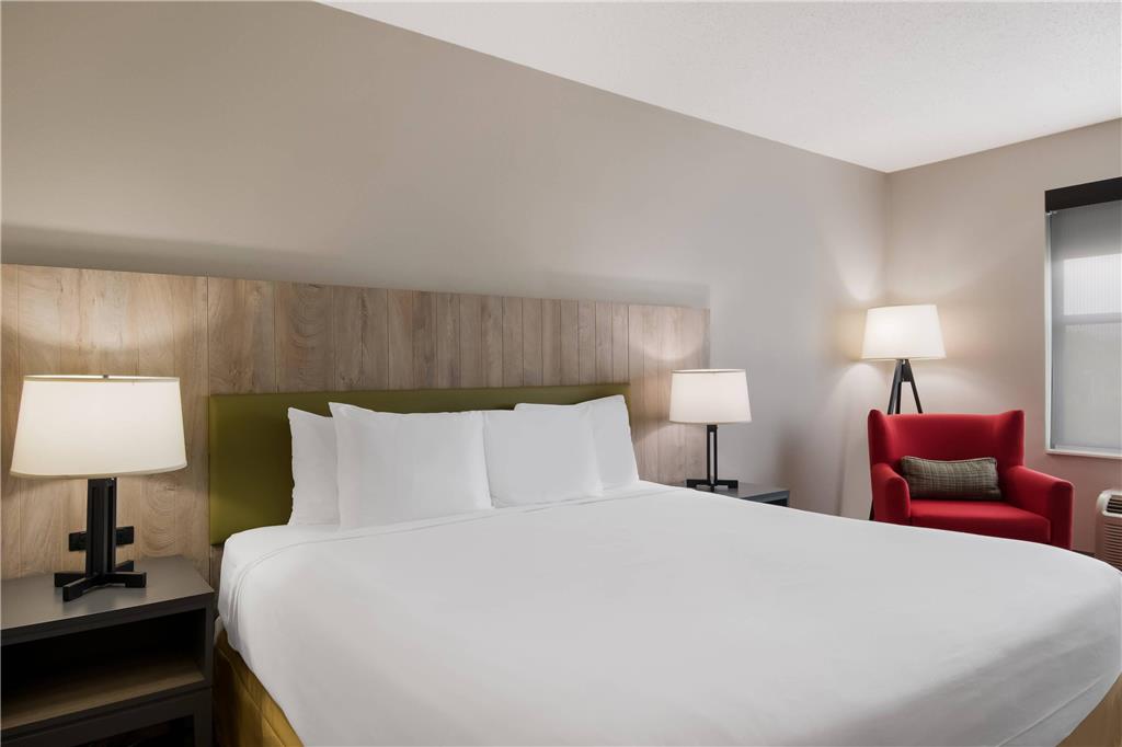 Country Inn & Suites by Radisson Harrisburg Northeast Hershey - photo 6