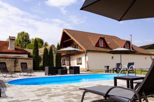 Casa de Vacanta Diana Turnu Rosu — 4-Star Luxury Hotel in Turnu Rosu, Romania