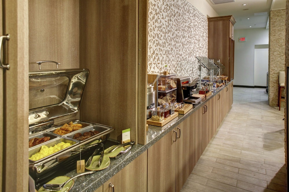 DoubleTree by Hilton Hotel Biloxi - photo 38