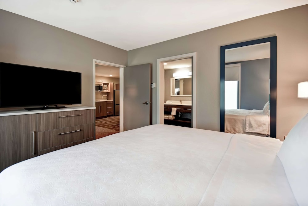 Home2 Suites by Hilton Georgetown - photo 12
