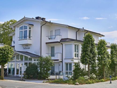 Villa Schwan F654 WG 17 Sonnengruß — 4-Star Luxury Hotel in Ostseebad Binz, Germany