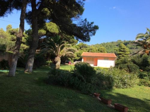 Villetta Norsi — 4-Star Luxury Hotel in Capoliveri, Italy