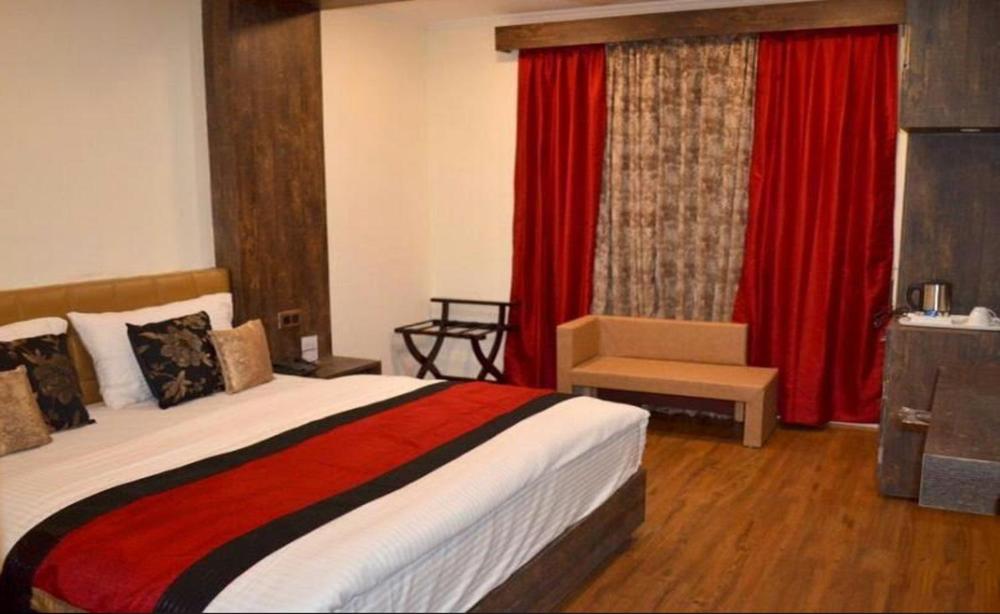 Hotel Green Leaf Srinagar - carbon neutral hotel in Srinagar