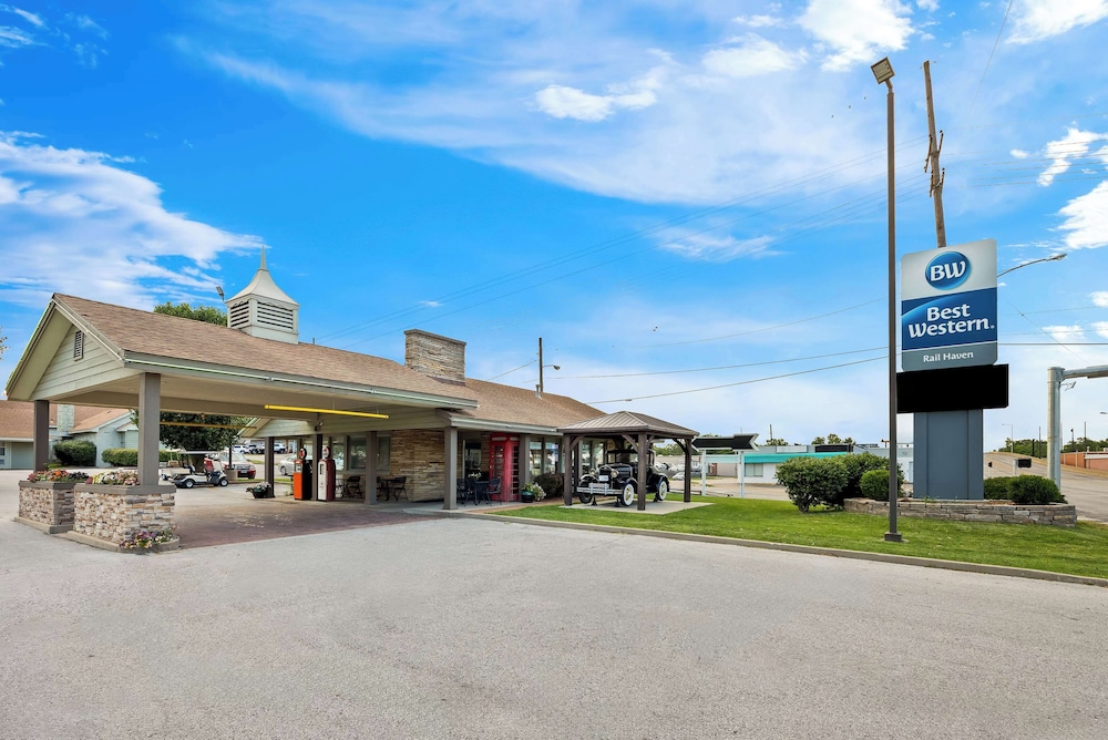 Best Western Route 66 Rail Haven - photo 41