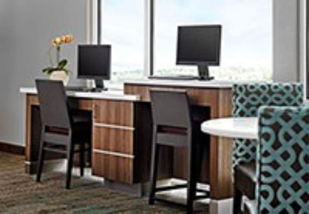 Residence Inn by Marriott Charlotte Airport - photo 34