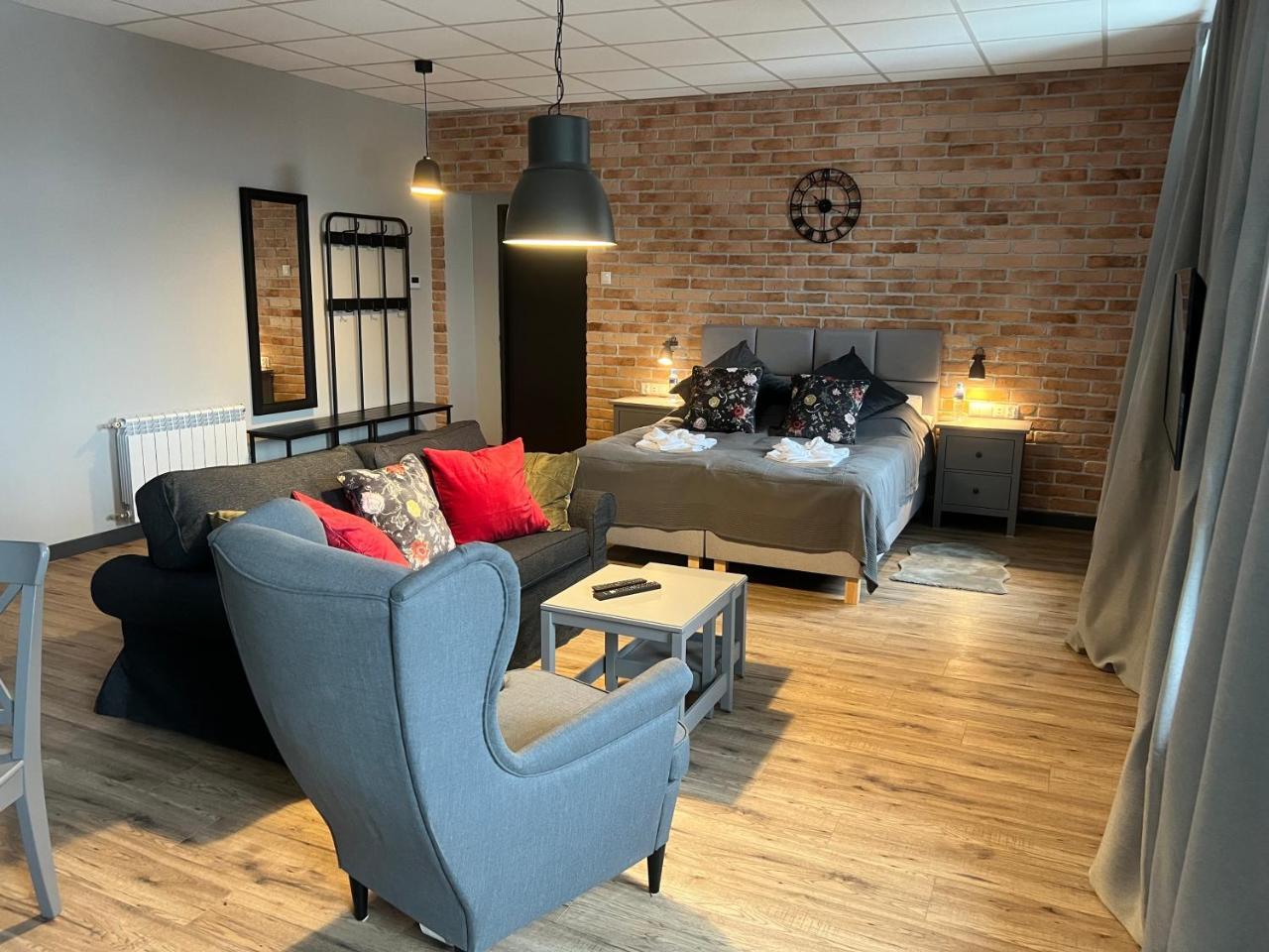 Apartamenty Skierniewice Mireckiego 17757335 — Skierniewice
