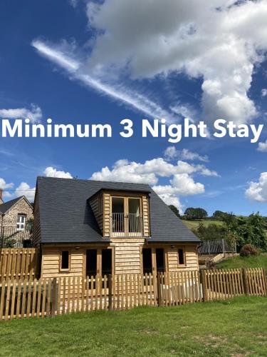 Tawny Cottage — 4-Star Luxury Hotel in Brockhampton, United Kingdom