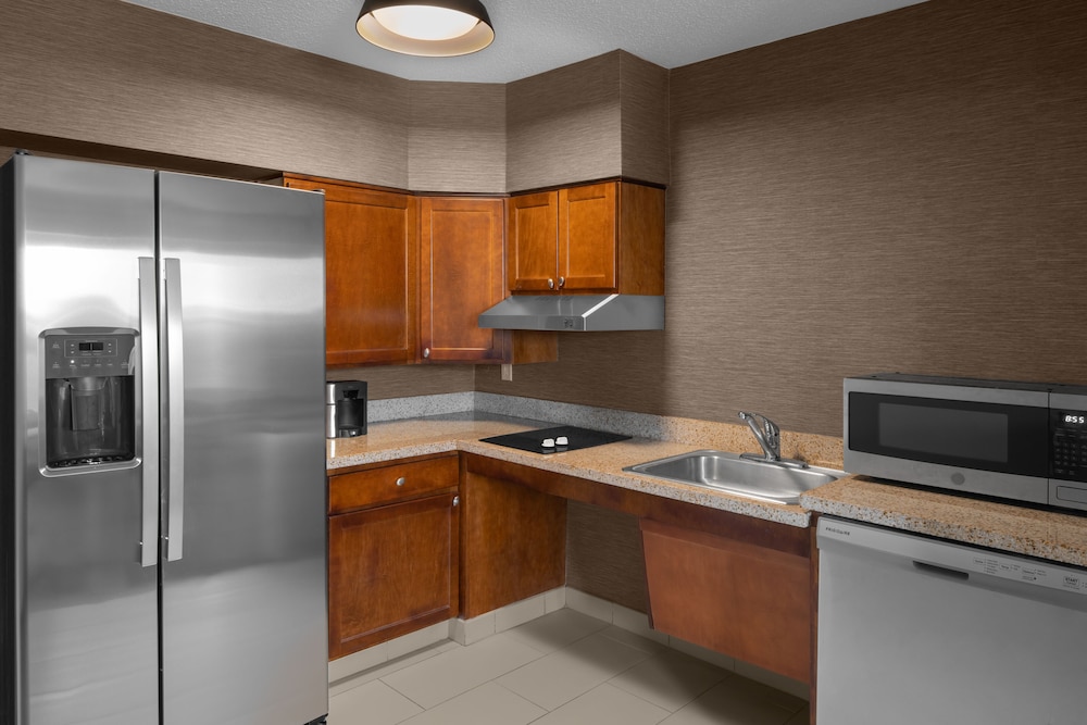Residence Inn by Marriott Long Island Holtsville - photo 11