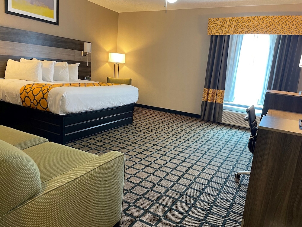 Baymont by Wyndham West Plains - photo 17