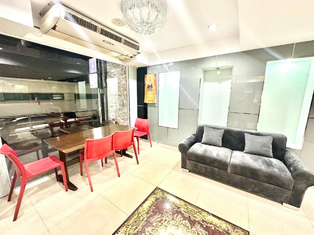 P ratunam Residence Hotel