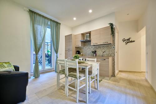 SweetgardenTrastevere — 4-Star Luxury Hotel in Rome, Italy