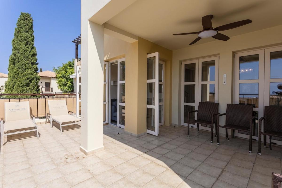 Townhouse Seaview short ways Aphrodite Hills