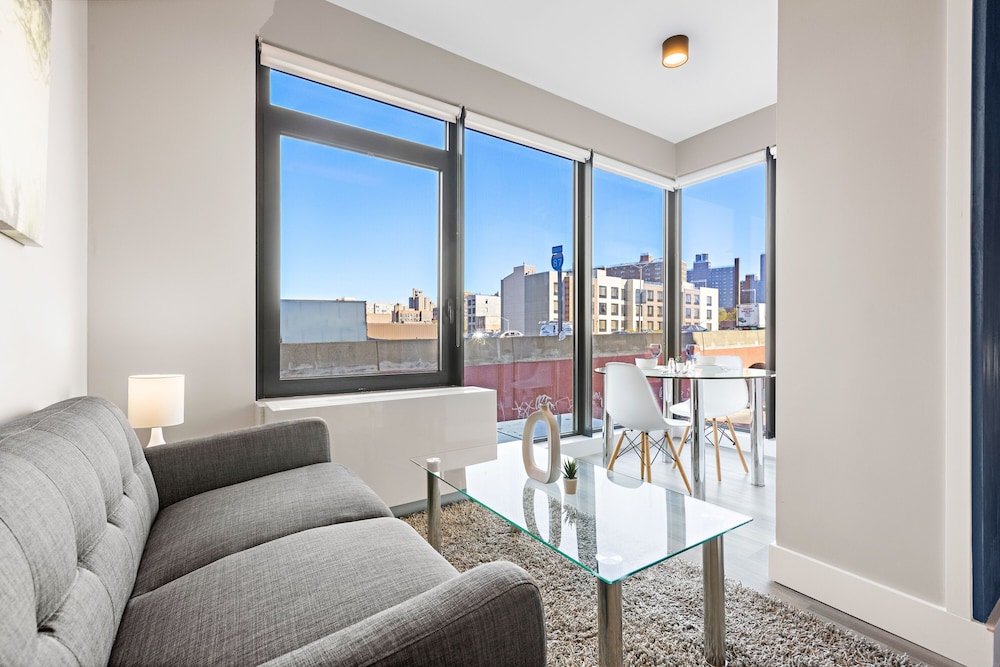 Global Luxury Suites at The Arches - photo 73